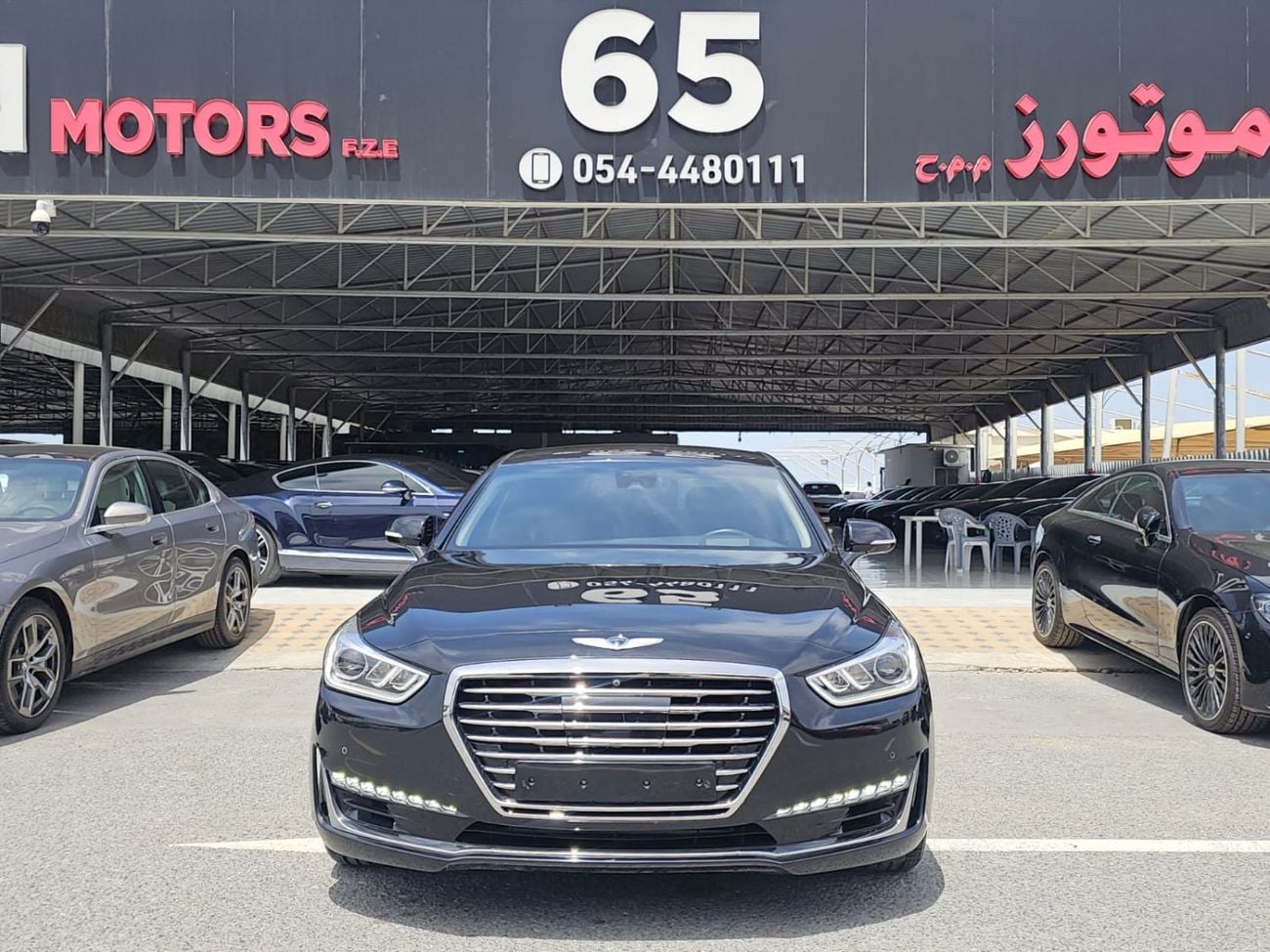 جينيسس G90 Royal 5.0L (407 HP) AWD