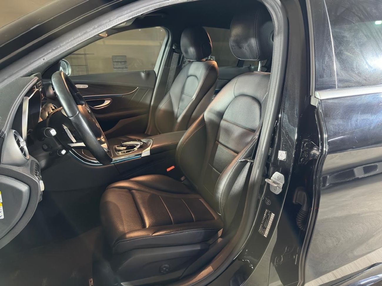 مرسيدس بنز C 200 MERCEDES C-CLASS C200 2015 | FULL SERVICE HISTORY | TWO KEYS | 2024 PIRELLI TYRES