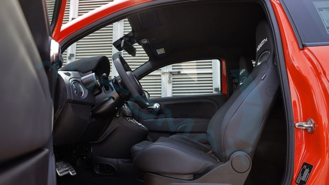 أبارث 695 TURISMO 1.4 TURBOCHARGED 2024 GCC 0Km With 5 Years Or 120,000 Km Warranty @Official Dealer