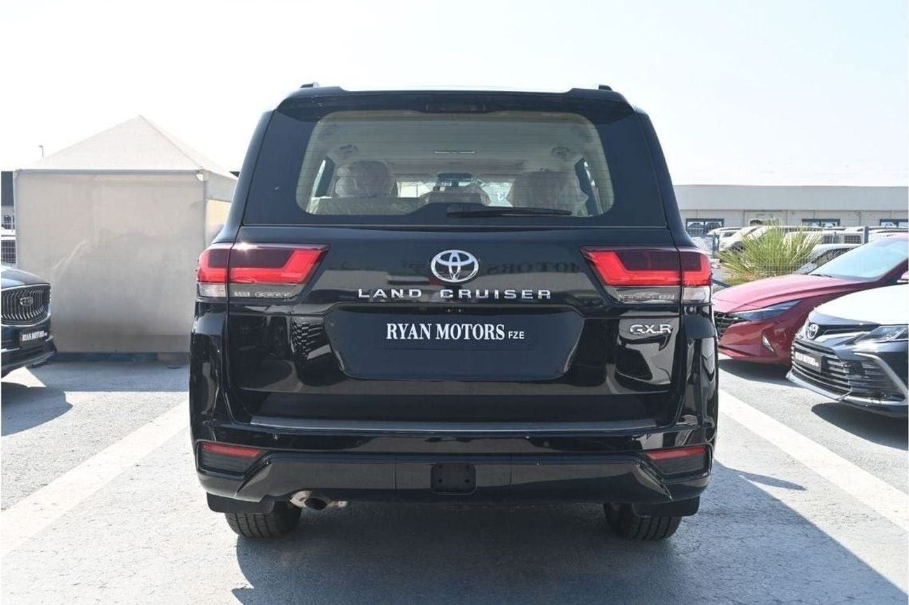 Toyota Land Cruiser Toyota Land Cruiser GXR 4.0L , 4WD, Model 2023, Color Black (Export Price)