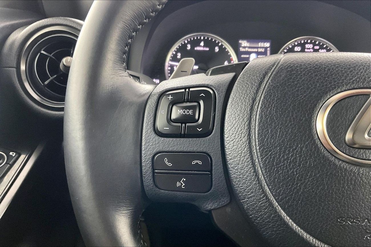 Lexus IS300 Premier | Guaranteed Warranty | 0 Down Payment