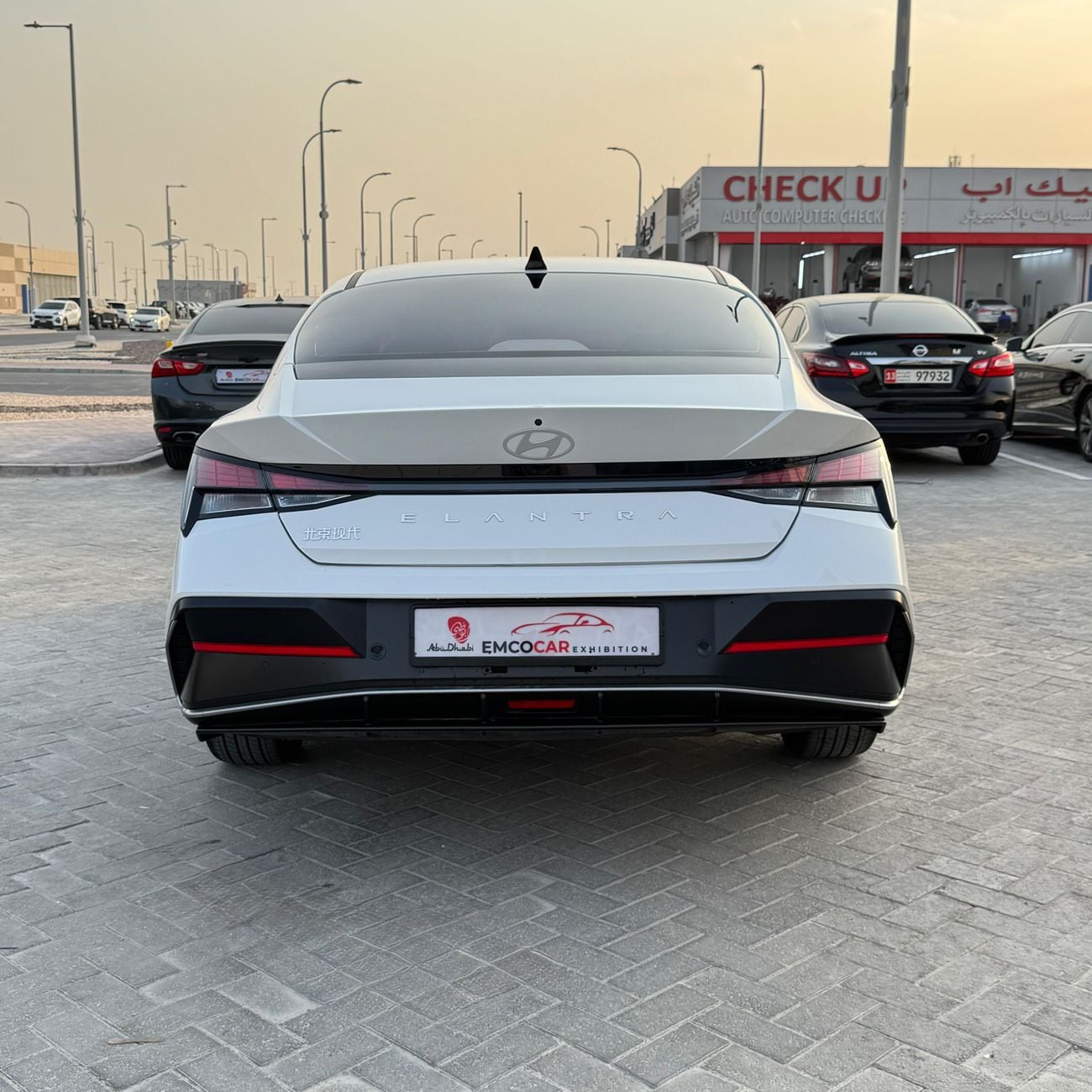 هيونداي إلانترا COMFORT