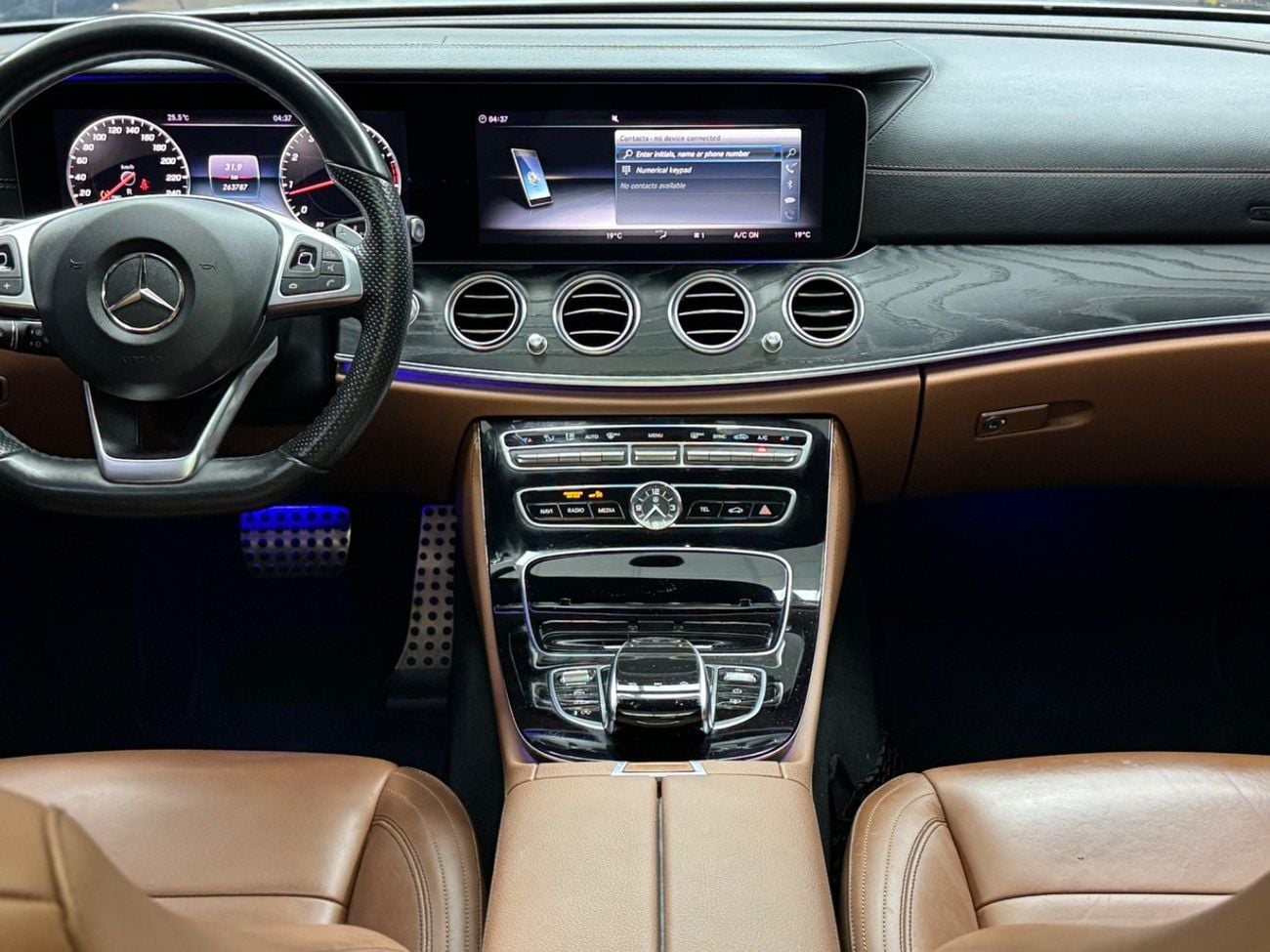 مرسيدس بنز E300 