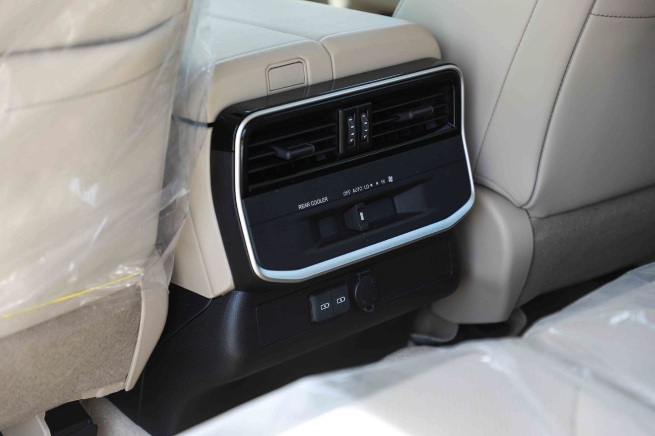 Toyota Land Cruiser 2024 TOYOTA LC300 GXR 4.0 - SILVER METALLIC inside BEIGE | Export Only