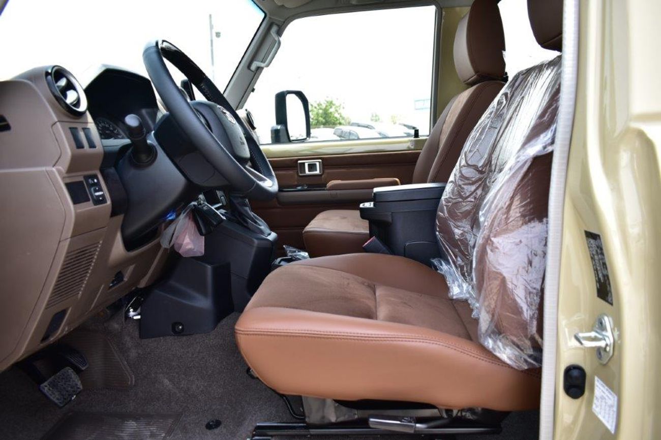 Toyota Land Cruiser 70 LC71 HARDTOP V6 4.0L PETROL AT