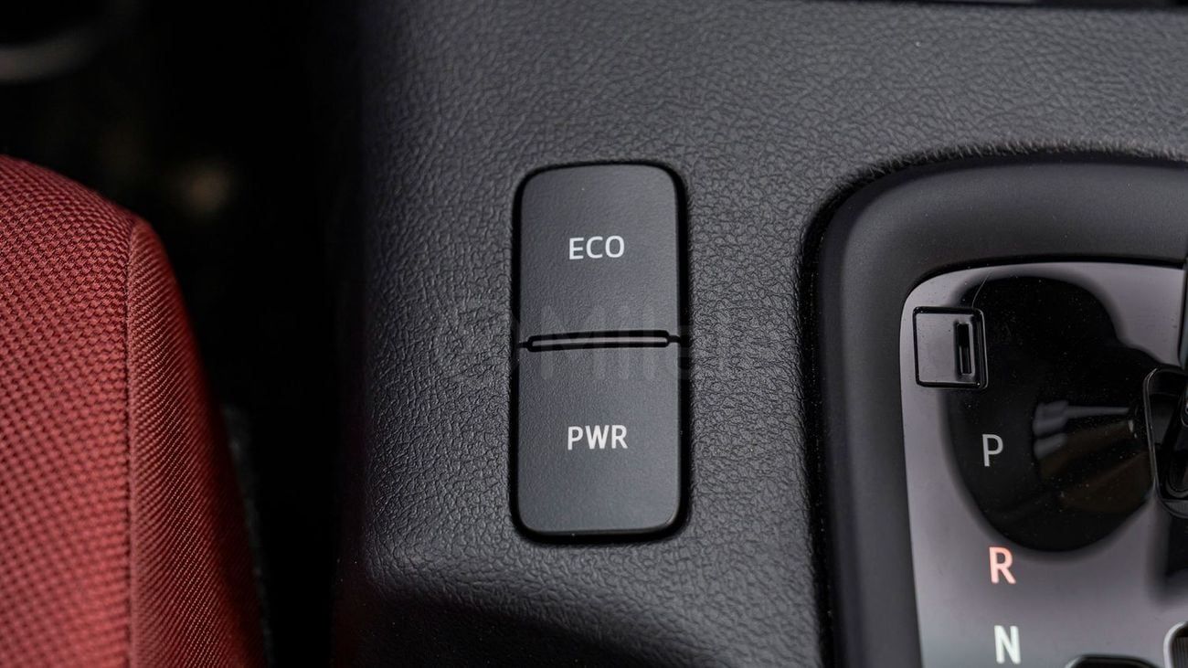 تويوتا هيلوكس  TOYOTA HILUX DC | 2-YEAR WARRANTY + SERVICE AVAILABLE | IN-HOUSE FINANCING | 0% DOWNPAYMENT (BANK)