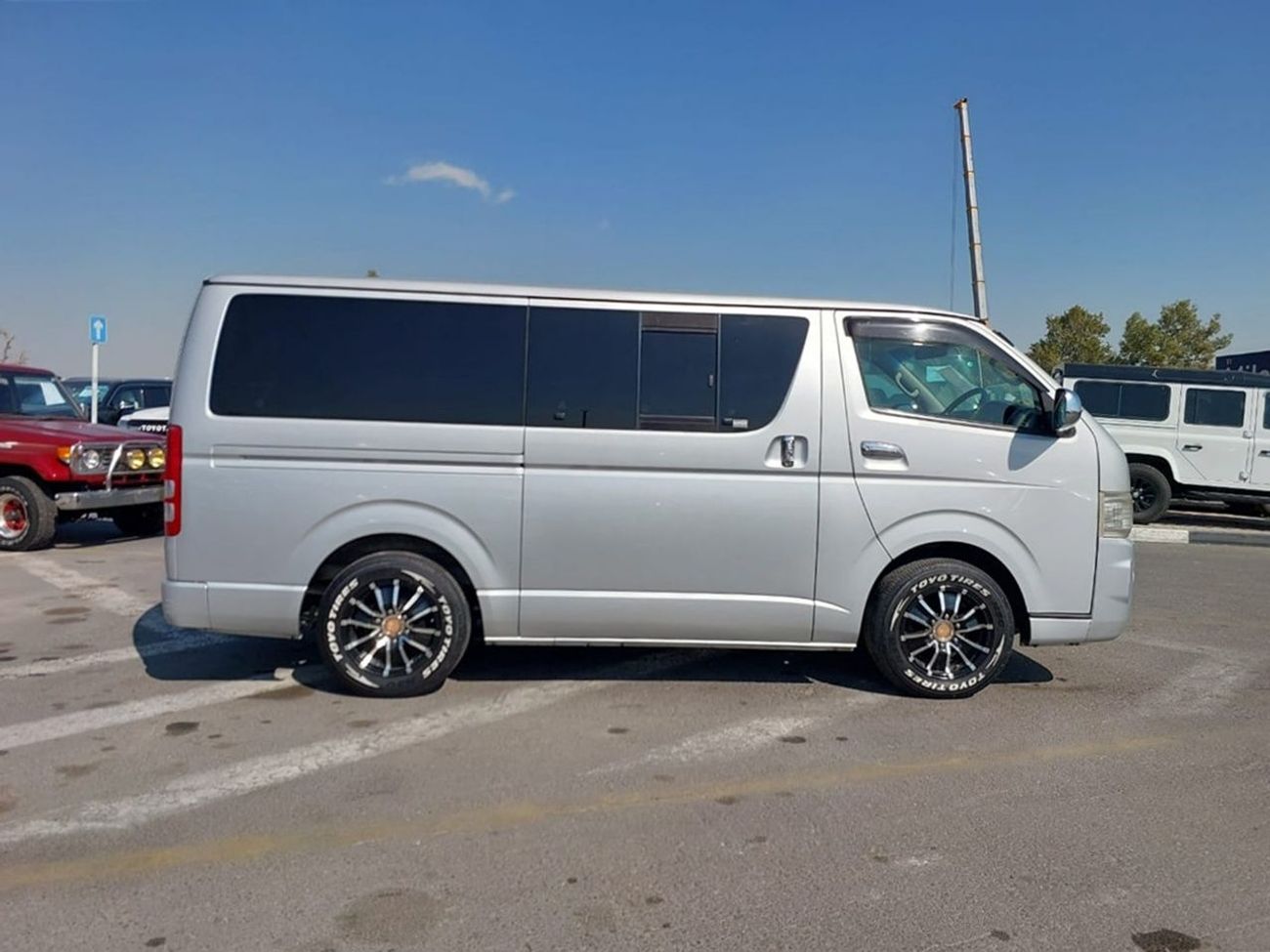 Toyota Hiace TOYOTA HIACE VAN RHD 2008 MODEL 3.0 L DIESEL AUTOMATIC(PM22759)