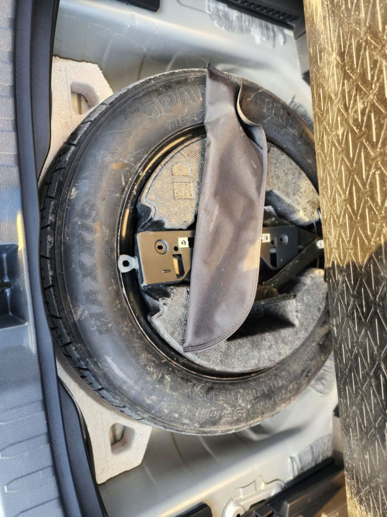 Toyota RAV4 TOYOTA RAV4 XLE HYBRID 2021 UAE OR EXPORT