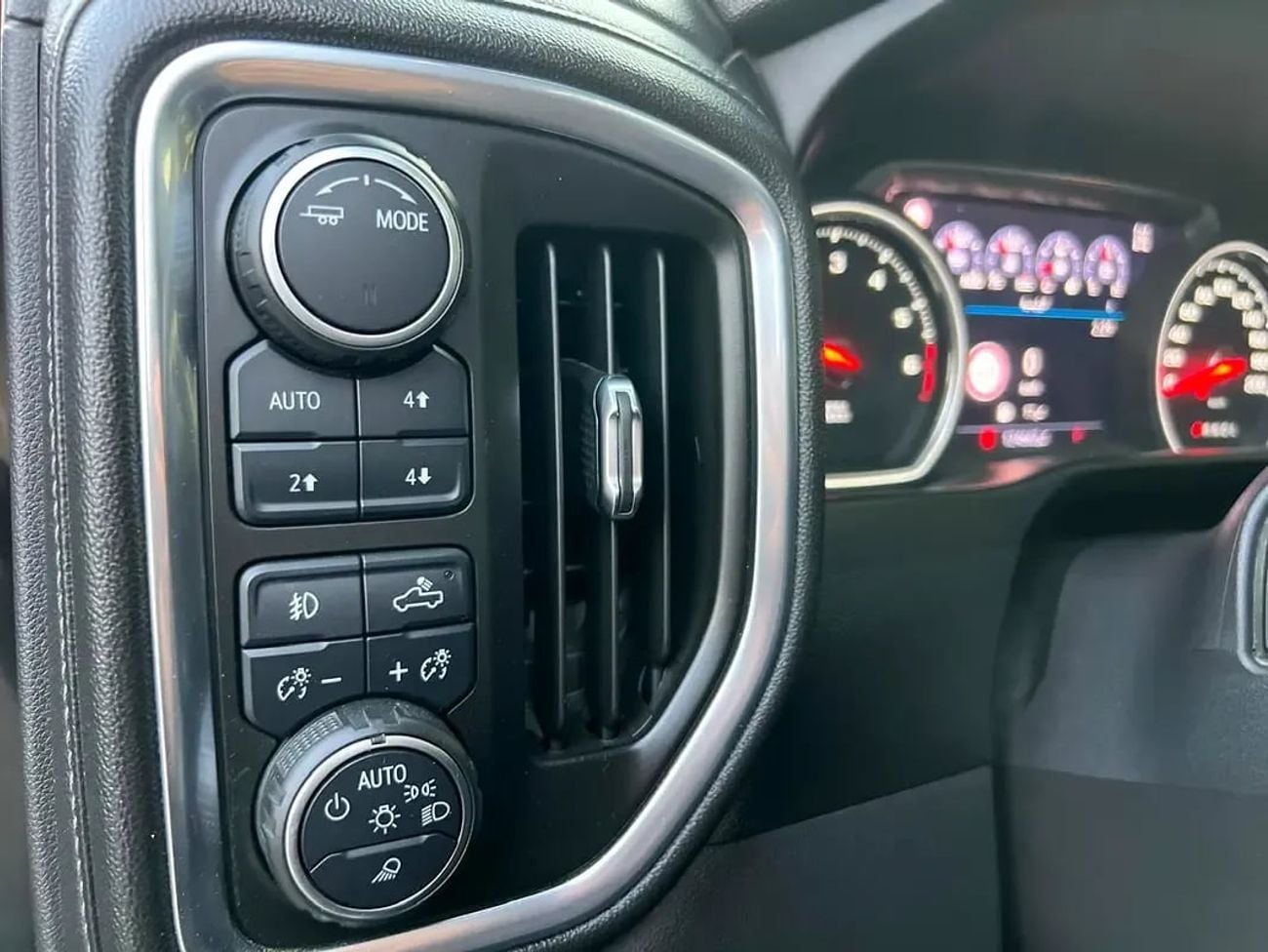 Chevrolet Silverado 1500 CREW/CAB HIGH COUNTRY Chevrolet Silverado 1500 2020 GCC specs