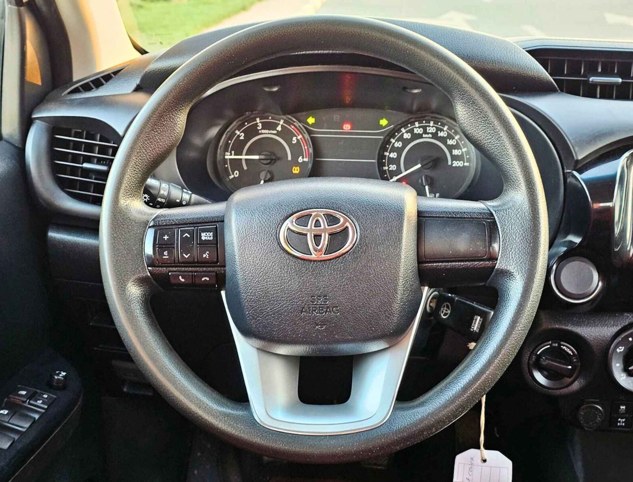 تويوتا هيلوكس / DIESEL/ 4WD/ MANUAL/ AUTO WINDOWS/ LOW MILEAGE/ LOT# 55628