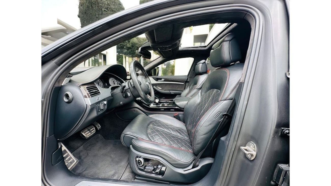 Audi S8 TFSI quattro Plus AED 3,000 EMI | AUDI | S-8 PLUS QUATRO | 2016 | 4.0L | FULL SERVICE HISTORY | 0% D