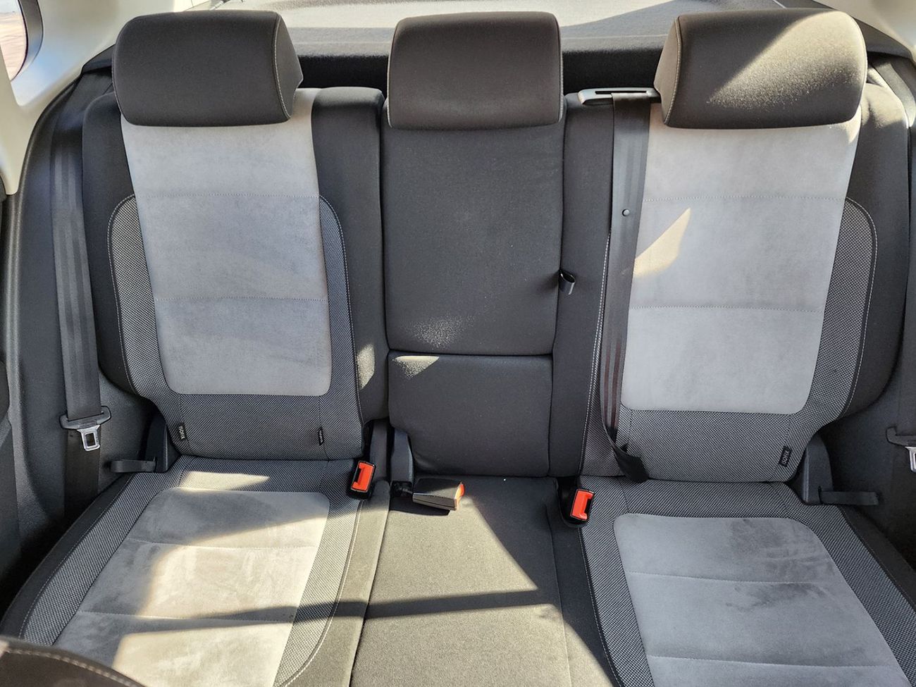 فولكس واجن تيجوان 2.0 TSI Elegance