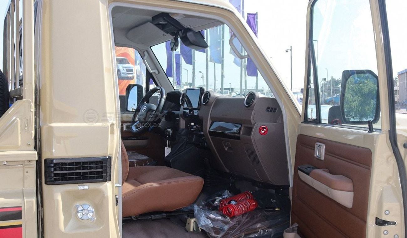 تويوتا لاند كروزر بيك آب 2025 Model Toyota Land Cruiser Pick Up, LC79 Single Cabin, 4.0L Petrol 4WD 6A/T