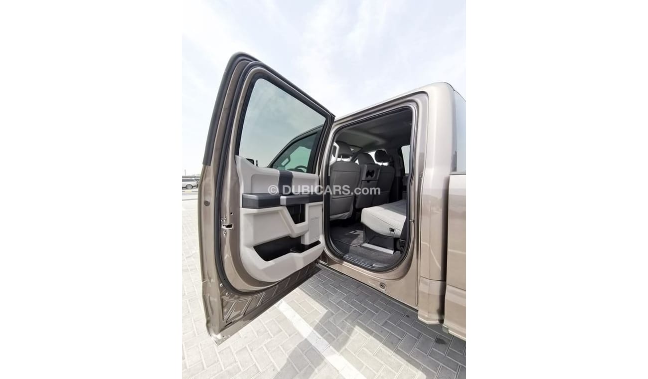 Ford F 250 Ford F -250 XLT - 2023 - Champagne