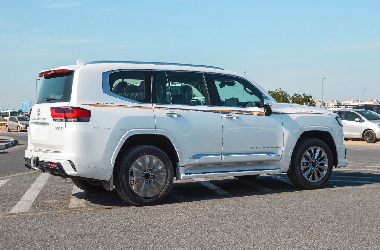 Toyota Land Cruiser TOYOTA LAND CRUISER VXR 3.3L 4WD DIESEL SUV 2025
