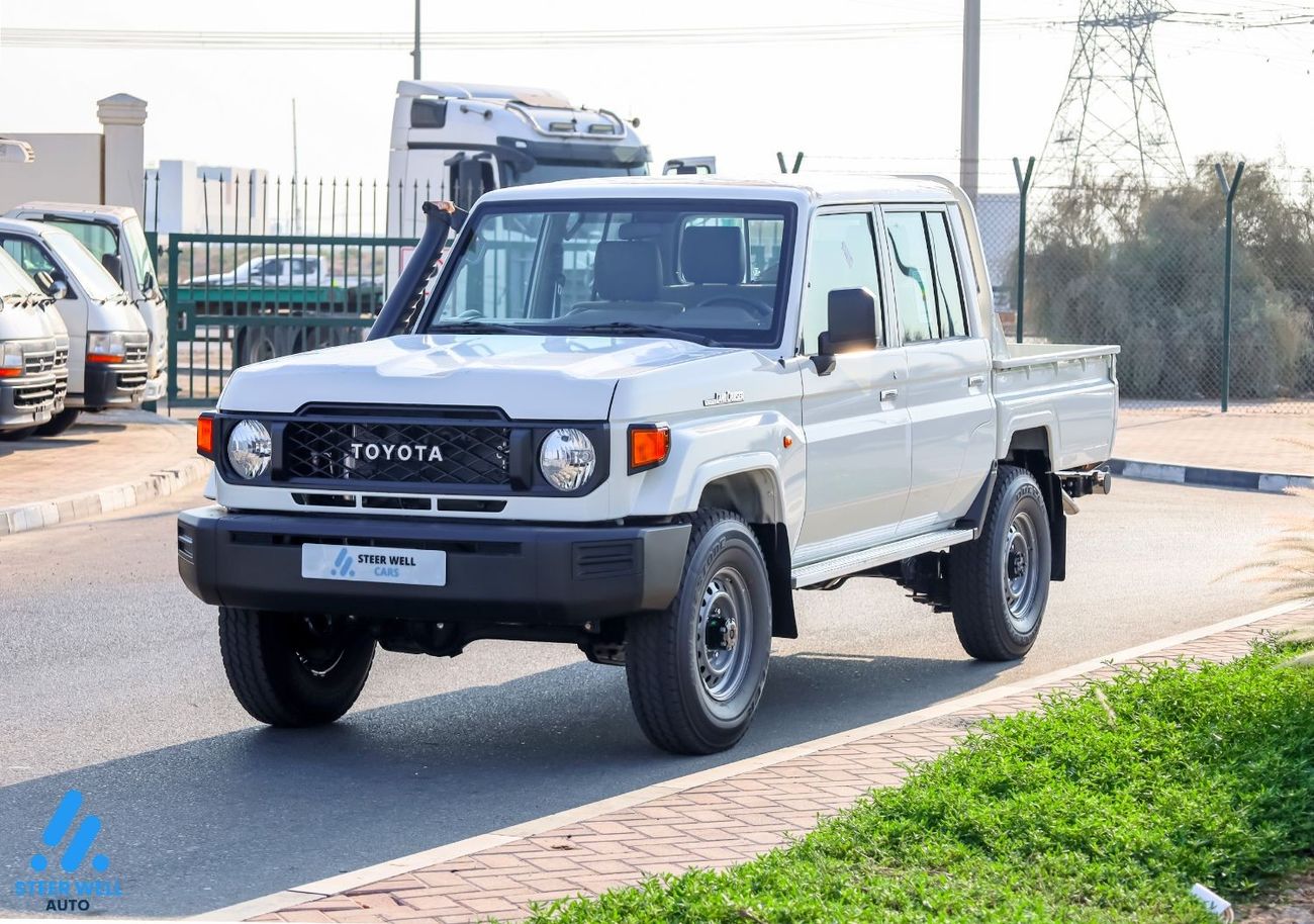Toyota Land Cruiser Pick Up LC 79 D/C 2.8 T/DSL STD - E A/T -- Bulk Deals Available -- Export Only