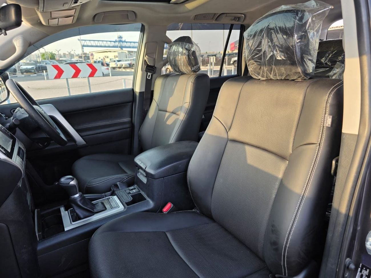Toyota Prado 2019 4WD AT DIESEL = RIGHT HAND