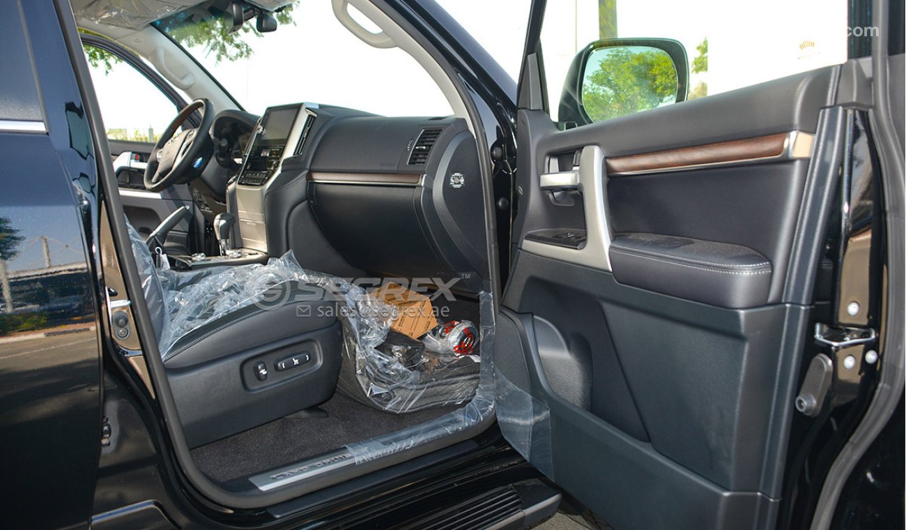 تويوتا لاند كروزر 2020YM VX 4.5L V8,Memory seat,Heated seats -Special Offer