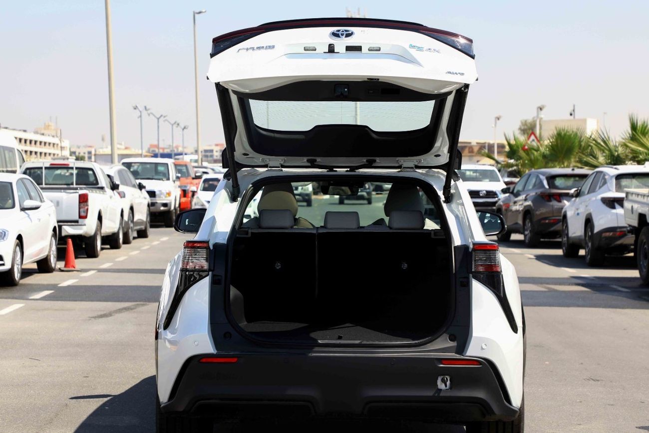 Toyota bZ4X 2022 Toyota bZ4X X-Mode Pro - White inside Grey