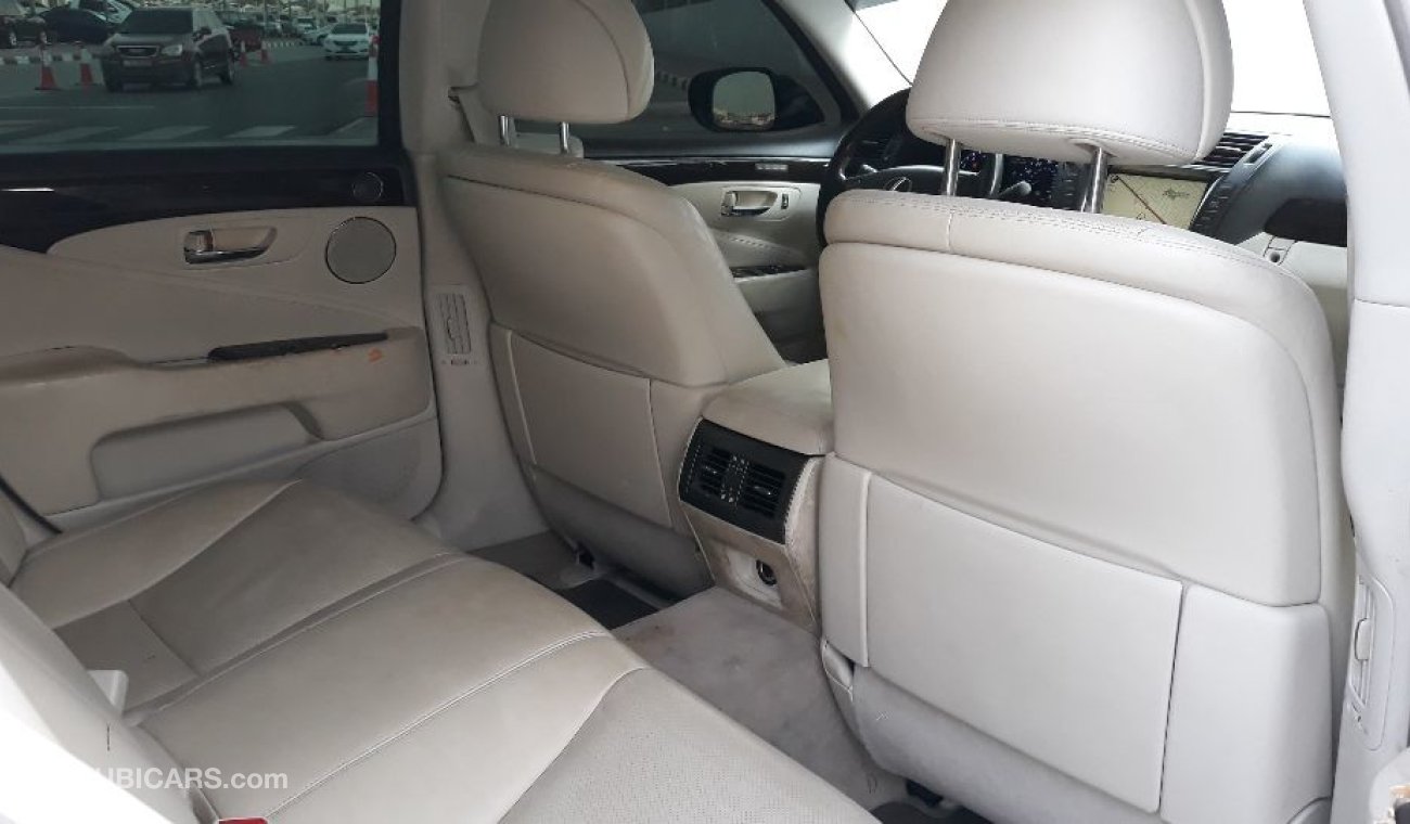 Lexus LS460 2007 American specs