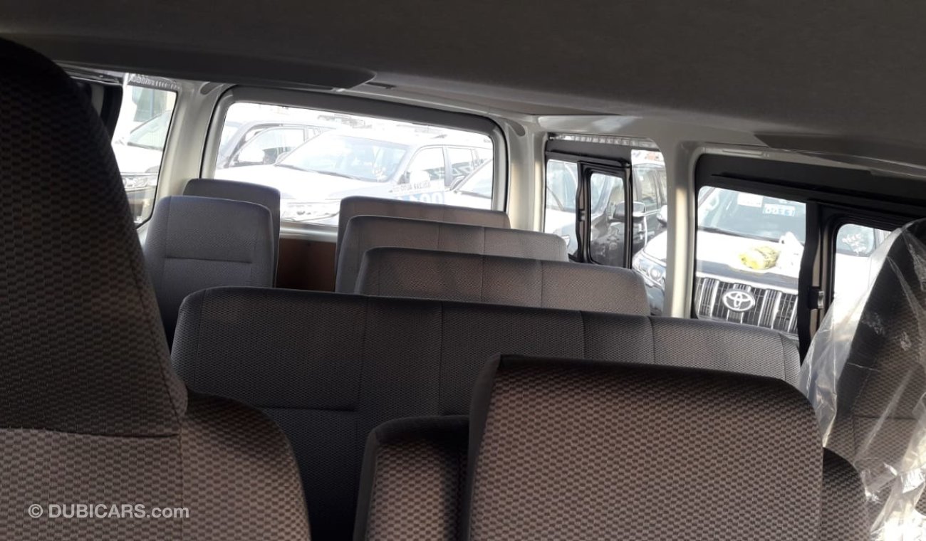 تويوتا هاياس HIACE DIESEL 3.0L DUEL A/C 15 SEATERS ABS ( EXPORT ONLY )