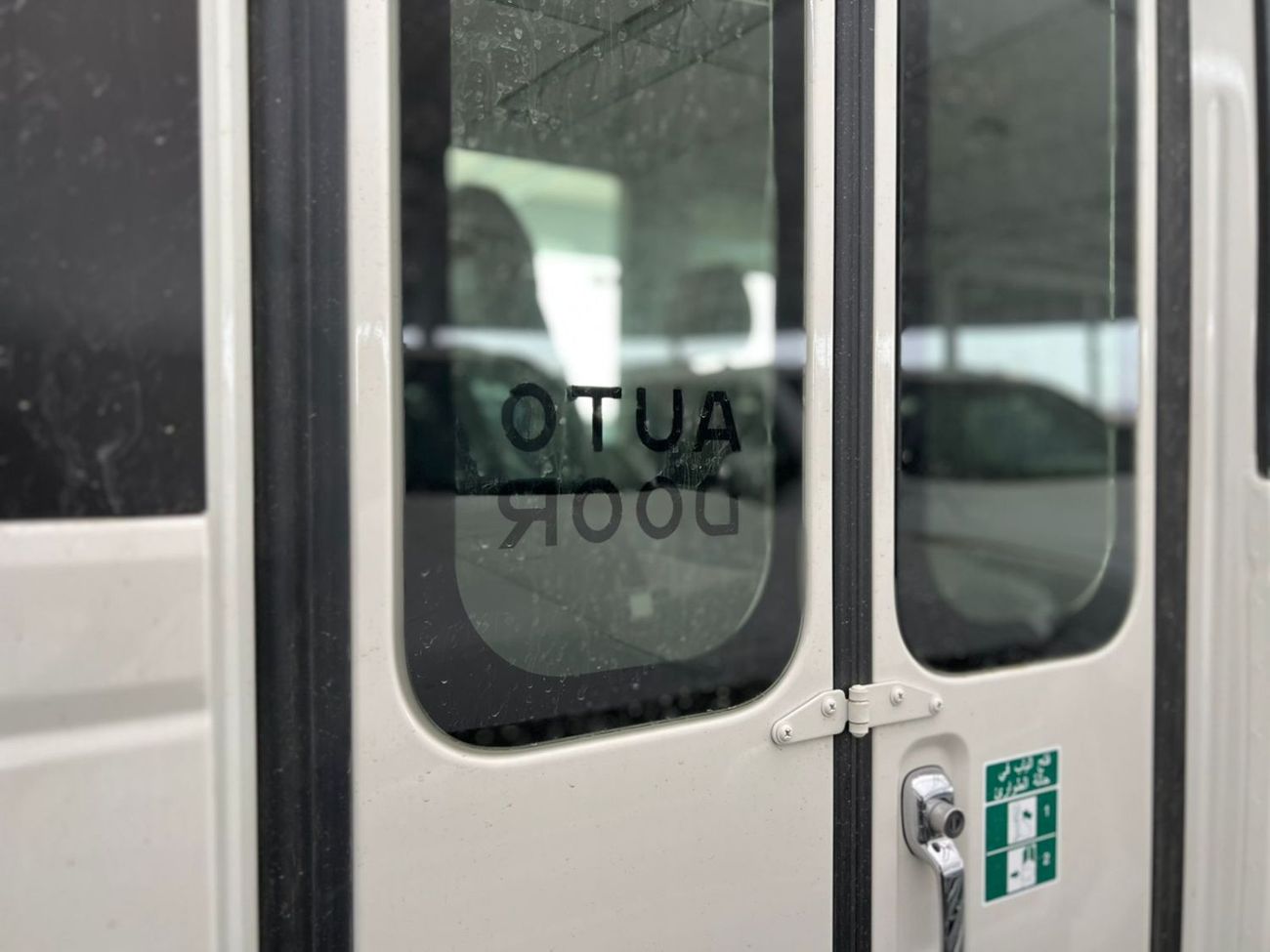 تويوتا كوستر EXPORT ONLY - Coaster 4.2L V6 DSL MT