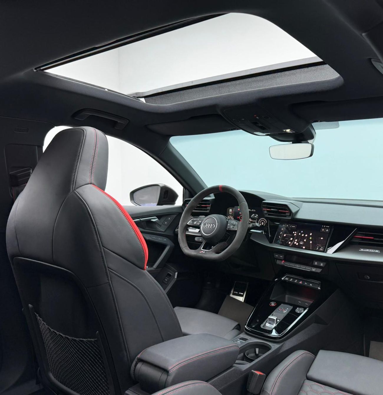 Audi RS3 TFSI quattro 2.5L Sedan 2024 Audi RS3, 2027 Audi Warranty, 2029 Audi Service Pack, Very Low Km, Full