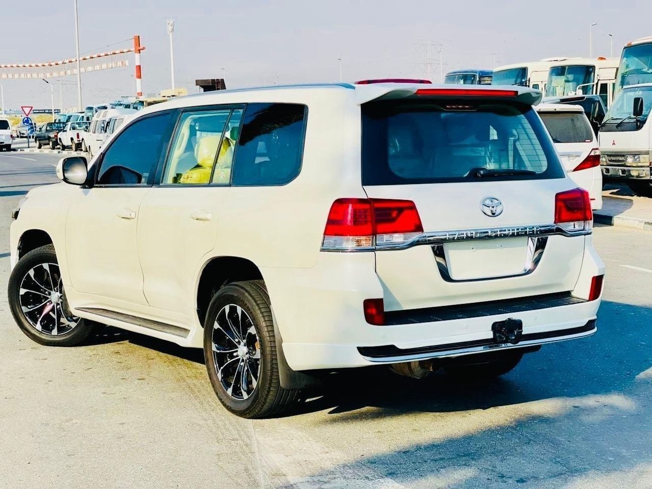 Toyota Land Cruiser Toyota landcuriser GXR V8 2021 Diesel L  full option Top the range