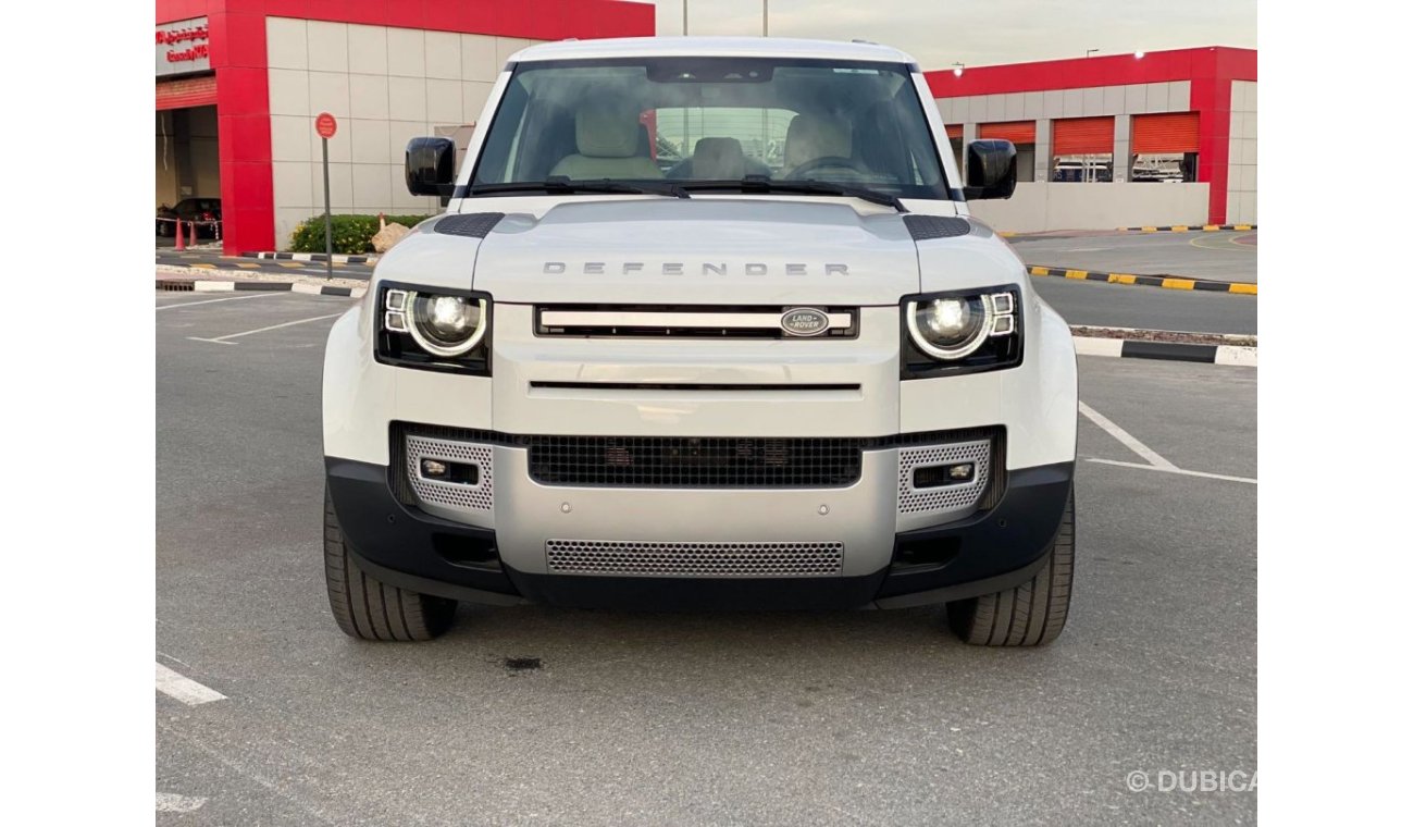 Land Rover Defender GCC SPEC UNDER WARRANTY AND SERVICE CONTRACT