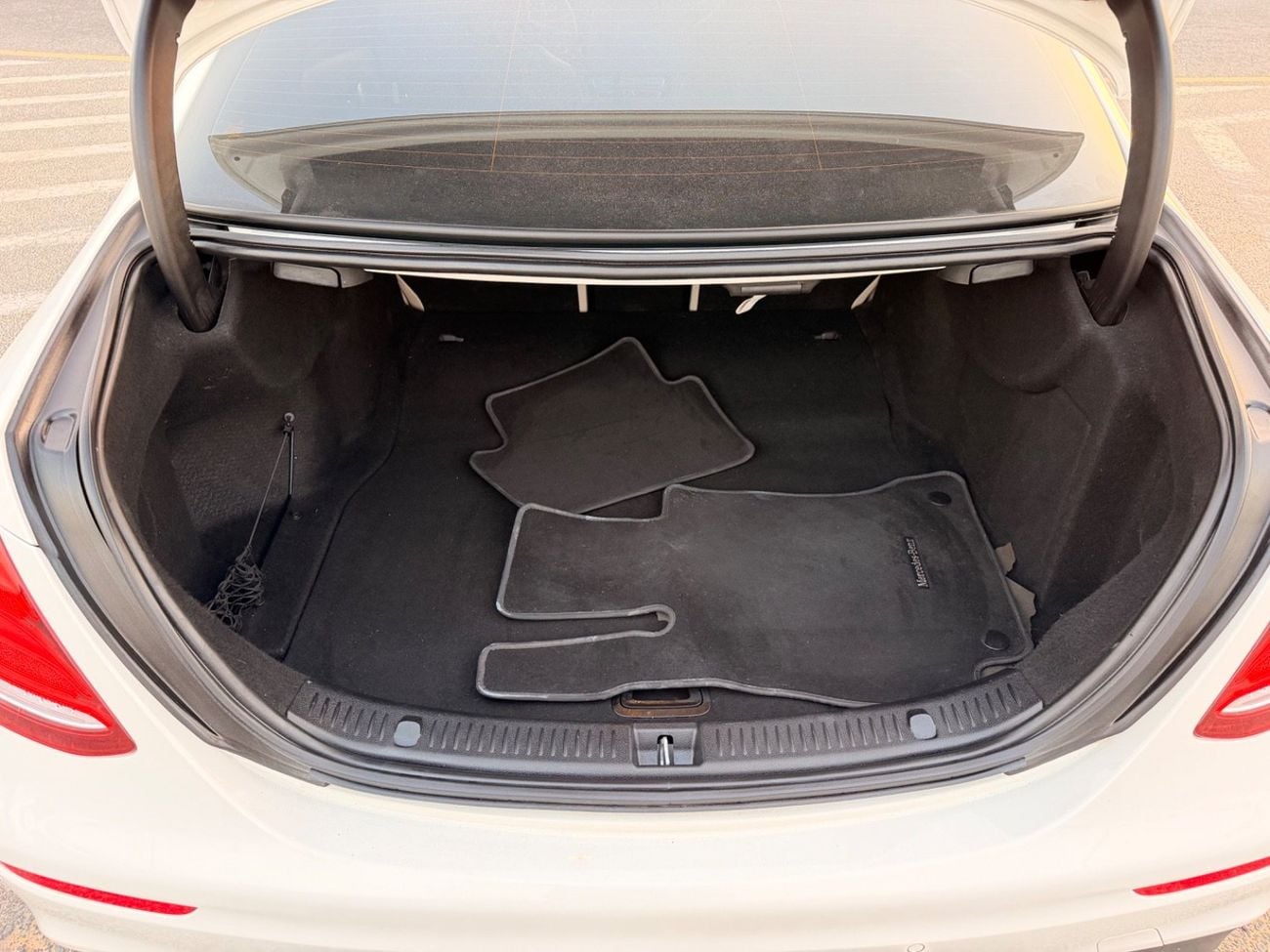 مرسيدس بنز E300 AMG