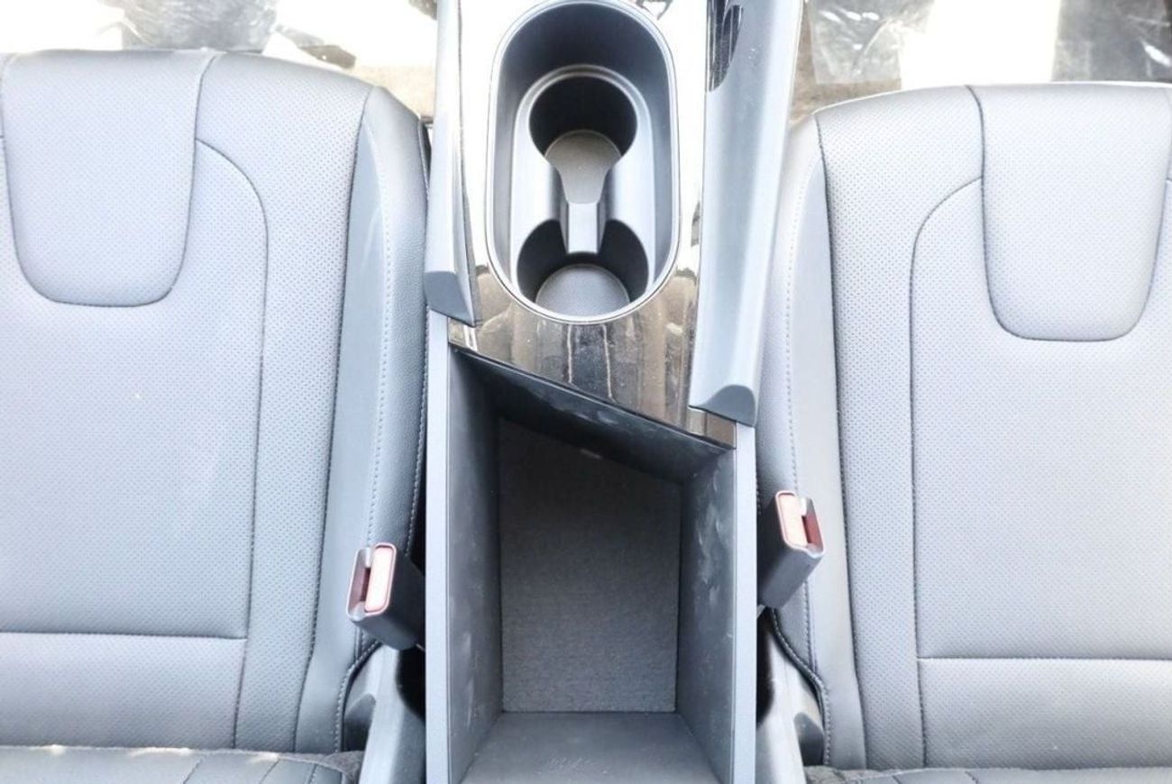 هيونداي إلانترا HYUNDAI_ELANTRA_GLX_1.5L_2024_FULL_OPTIONS