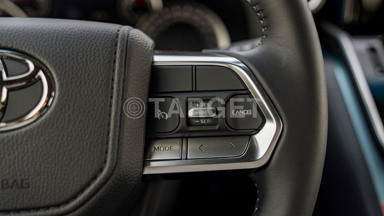 تويوتا لاند كروزر GXR3 3.3L
