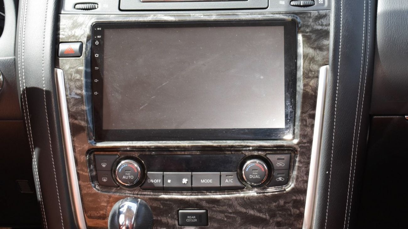 نيسان باترول SE with 2022 body kit