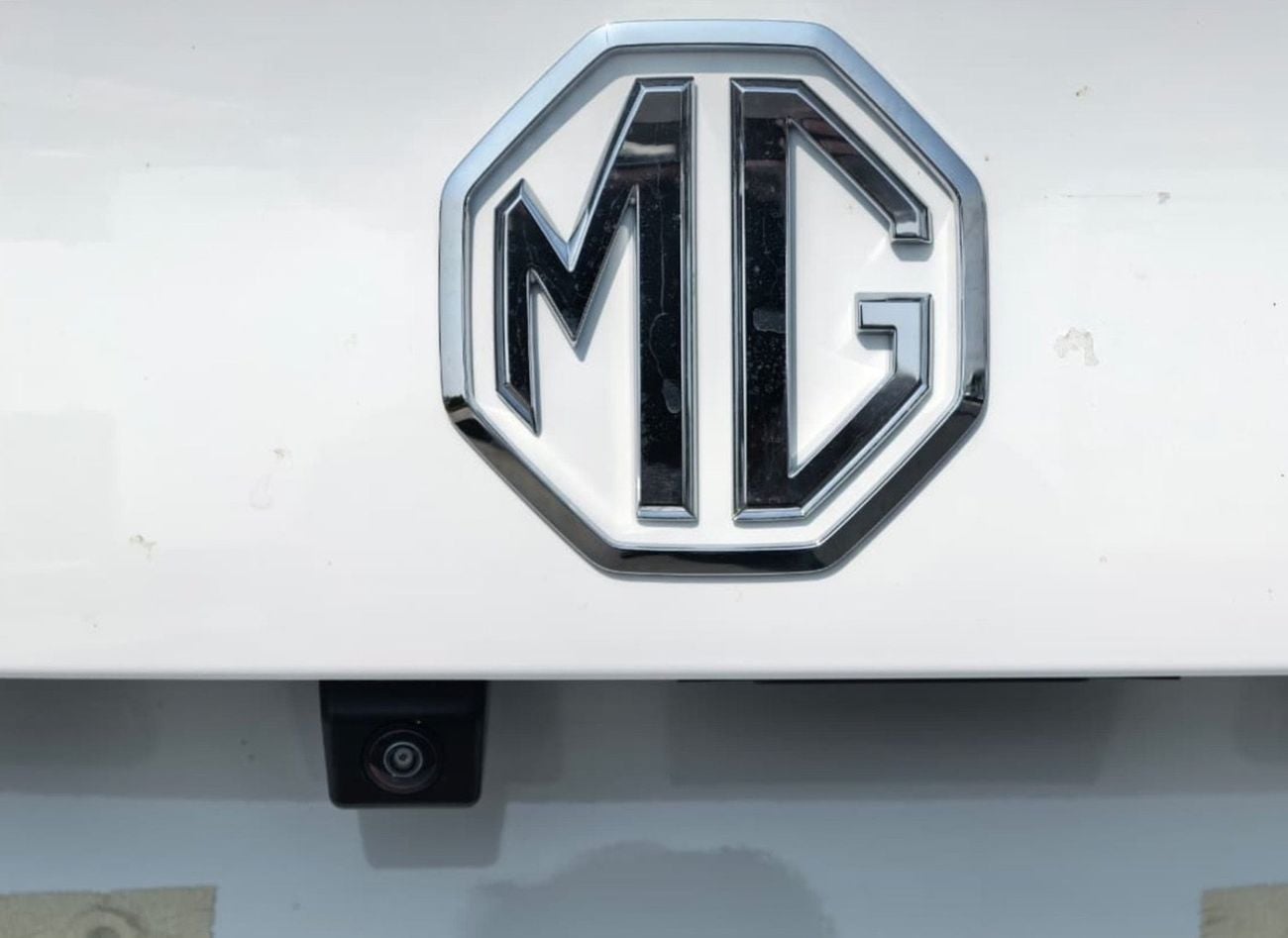 MG 5 LUX 2026 MG5 1.5L LUXURY AUTOMATIC TRANSMISSION FULL OPTION