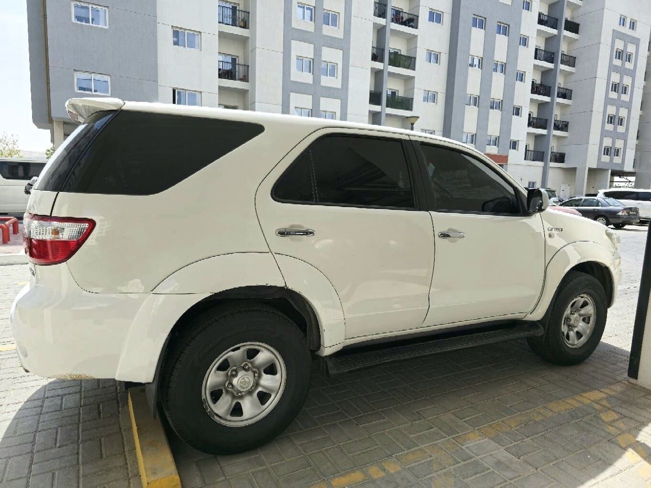 Toyota Fortuner 2.7 Liter