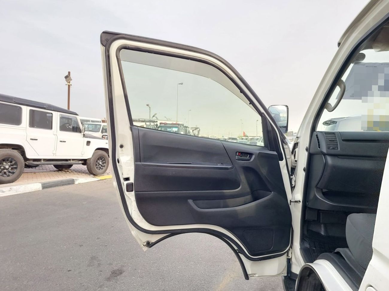 Toyota Hiace TOYOTA HIACE VAN RHD 2015 MODEL 3.0 L DIESEL MANUAL(PM18092)