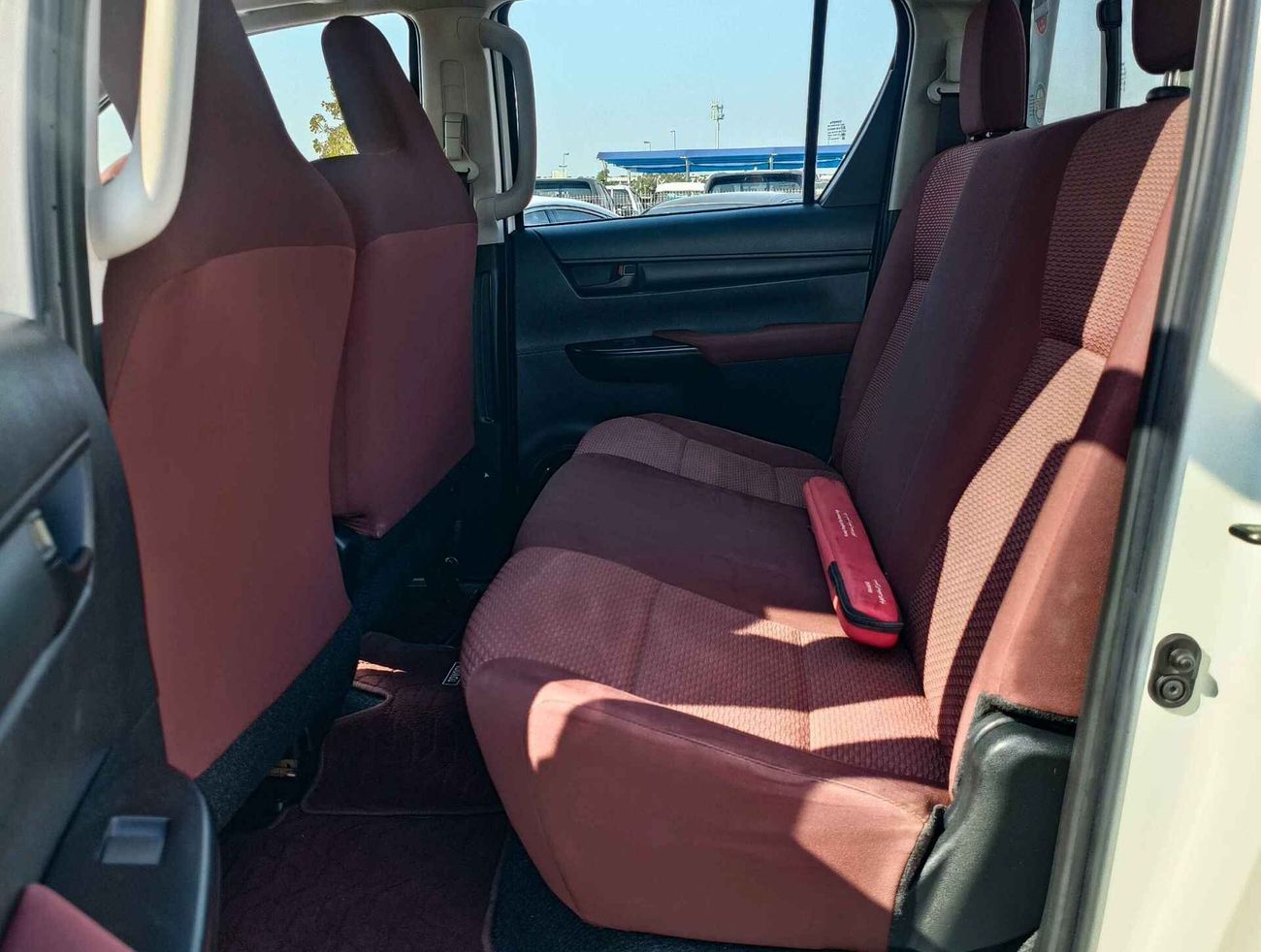 تويوتا هيلوكس / DIESEL MANUAL / ORG KMS / ORG PAINT / 4WD / AUTO WINDOWS / WIDE BODY / ONLY FOR EXPORT / LOT#85197