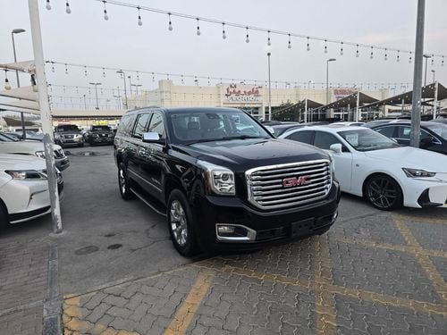 GMC Yukon SLE 5.3L 4WD (8 Seater)