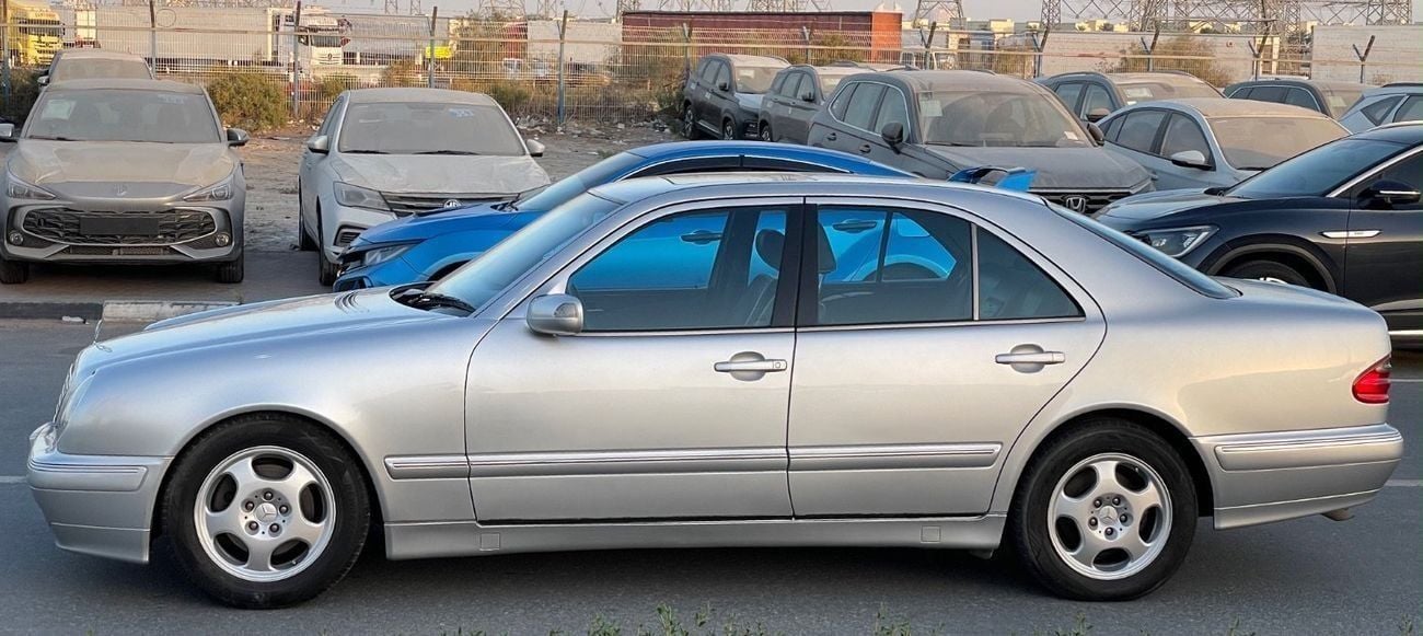 مرسيدس بنز E 320 STD