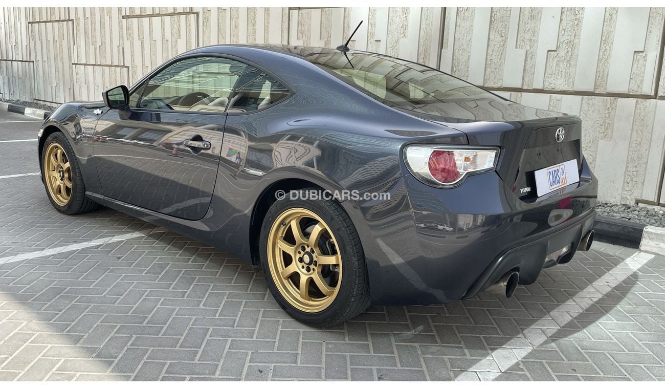 Used Toyota 86 2000 2016 for sale in Dubai - 434923