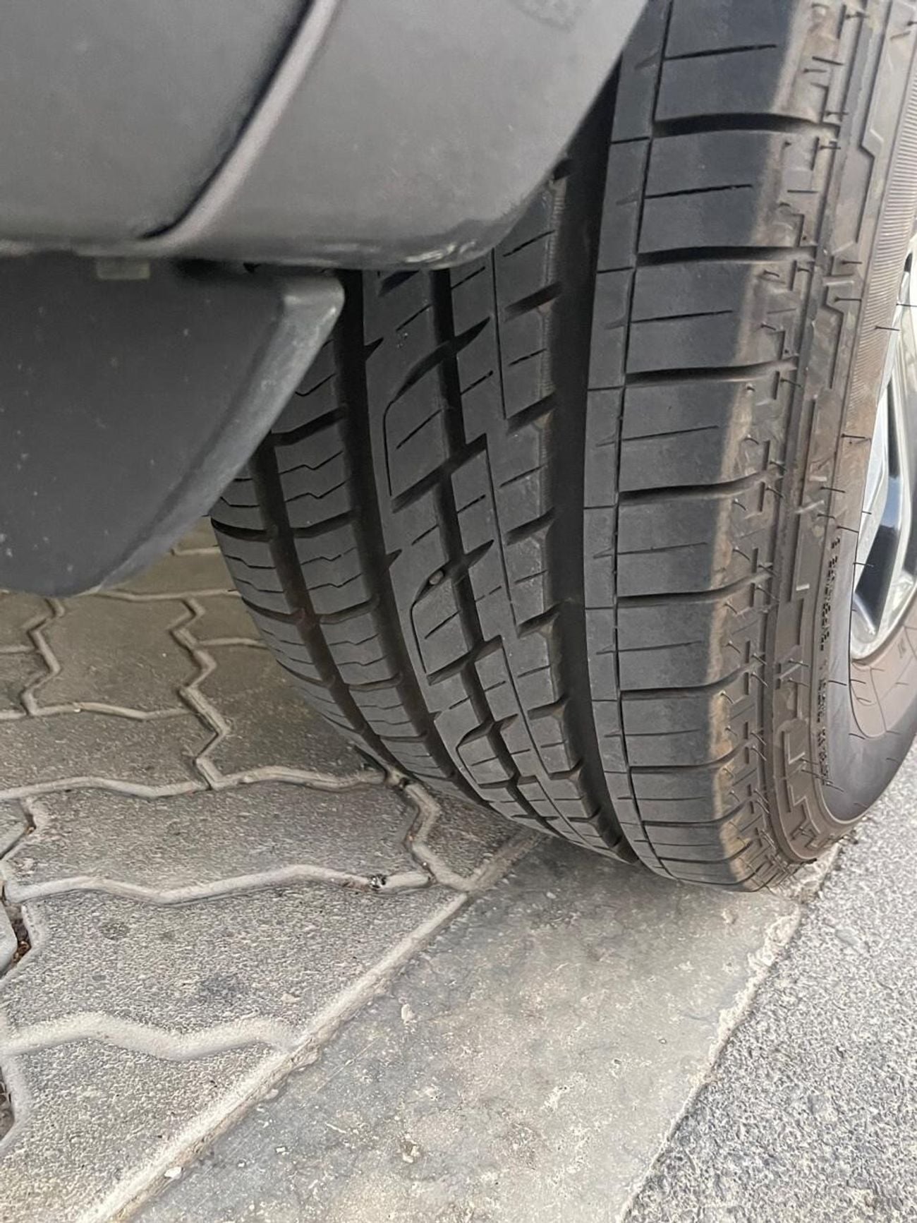 Nissan Armada SL (NON GCC)