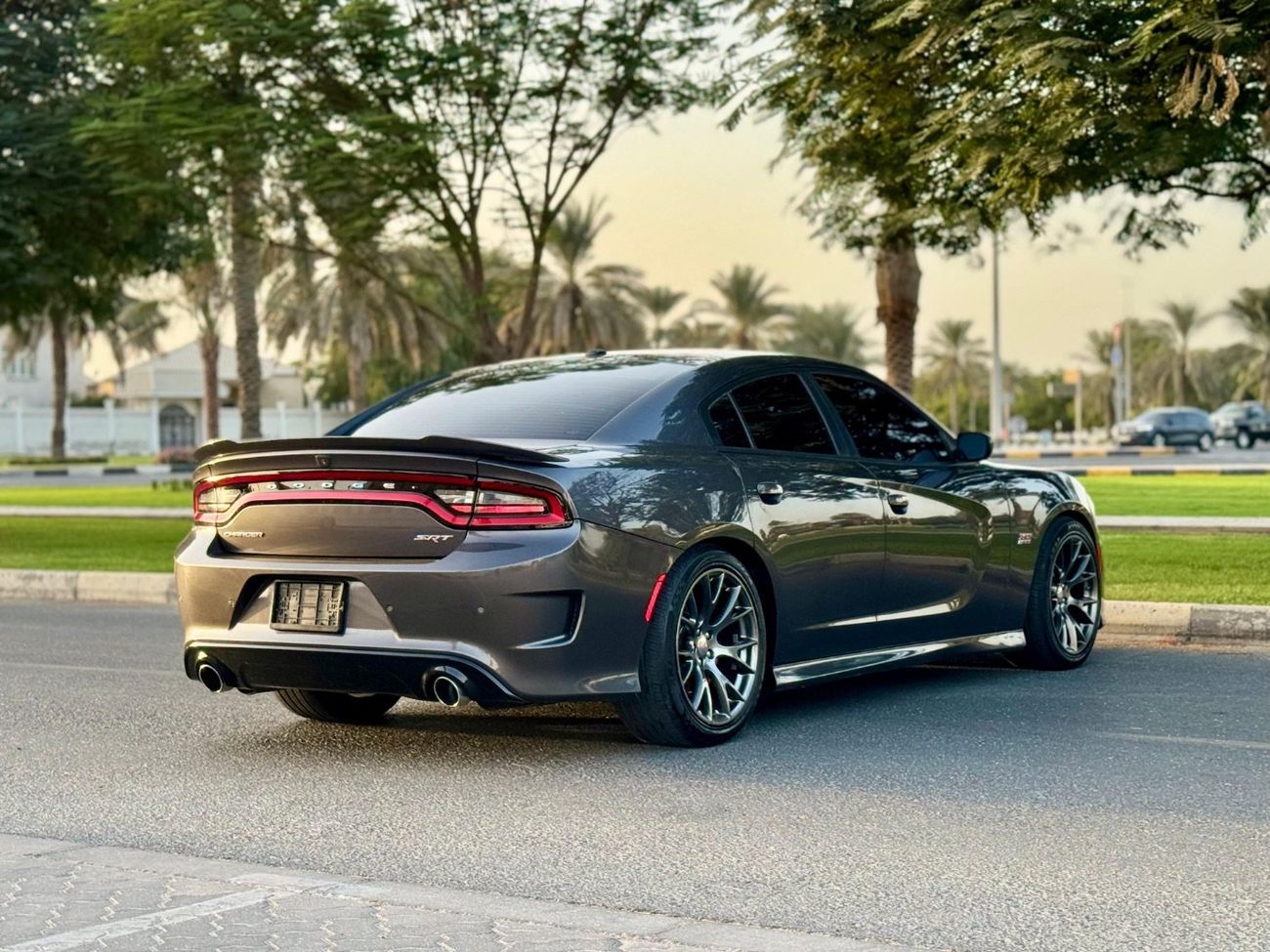 Dodge Charger SRT8 Highline 6.4L