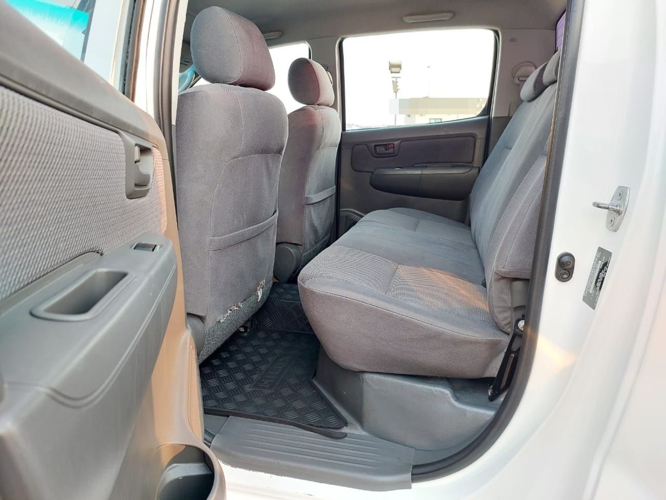 تويوتا هيلوكس TOYOTA HILUX VIGO PICK UP RHD 2012 MODEL 3.0 L DIESEL AUTOMATIC(PM66119)