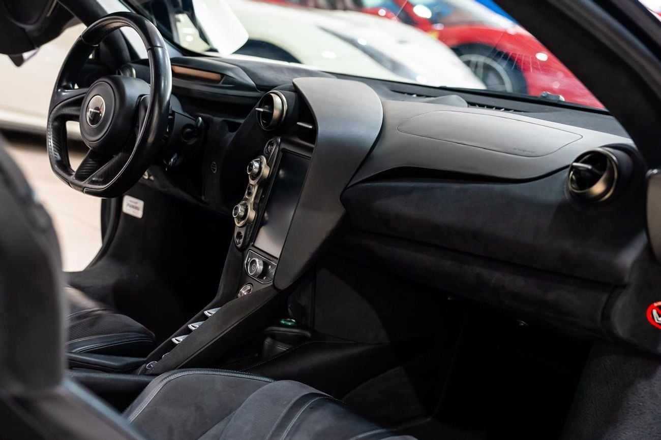 مكلارين 720S PERFORMANCE