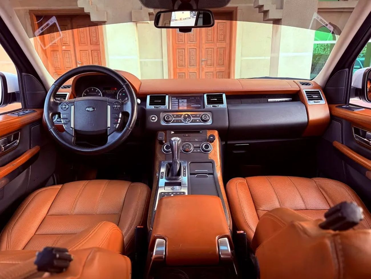 Land Rover Range Rover Sport SUPERCHARGED رنج روفر سبورت فل اوبشن خليجي Supercharged GCC Specs