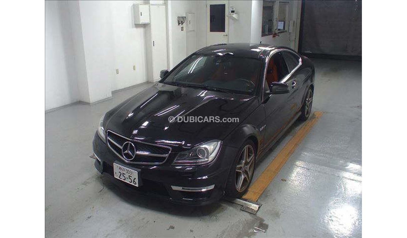Mercedes-Benz C 63 AMG Used LHD C63 2012/C63 AMG COUPE/204377 AB,ABS,NAVI,BACK/CAM,L/SEAT,P/DOOR LOT # 574