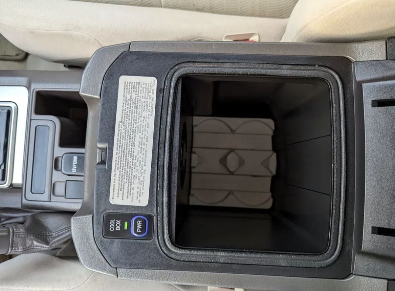 Toyota Prado Toyota prado 2022MODEL TXL 2.7L v4 petrol Engine Colour White Transmission Automatic Interior.Begie