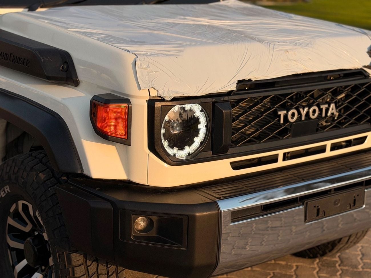 تويوتا لاند كروزر بيك آب 79 series