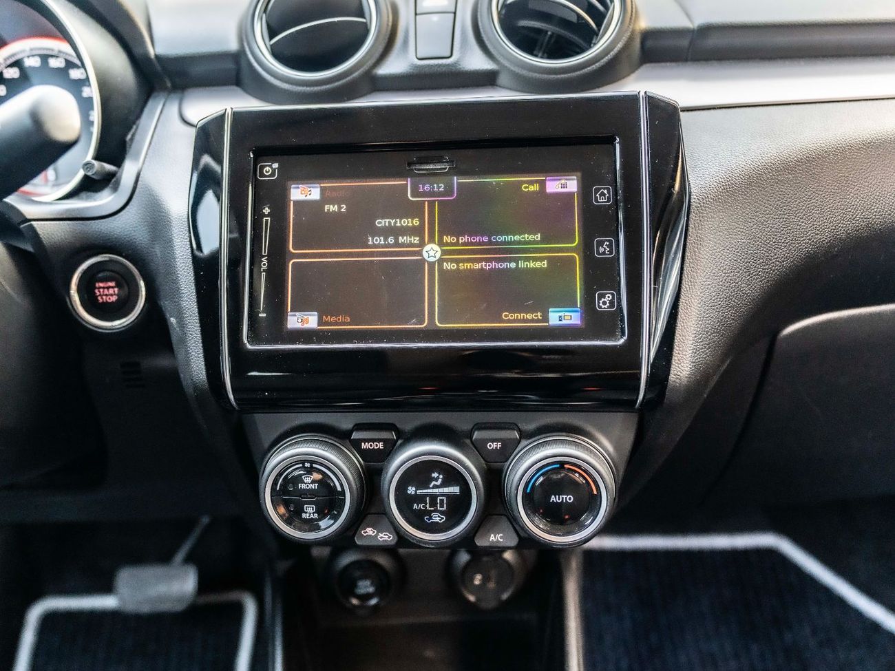 سوزوكي سويفت GL 1.2L