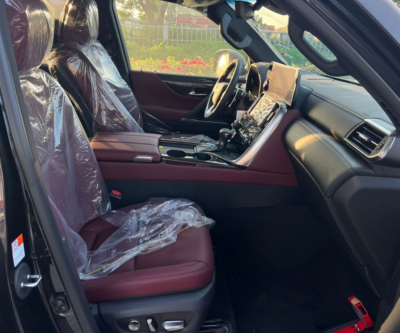 Lexus LX600 LEXUS LX600 (VJA310) 3.5L SUV 4WD